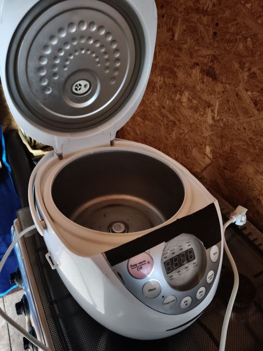 Aparat Multicooker Philips