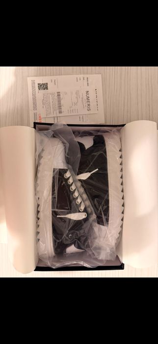 Numeris Acrylic Black Full Box~43