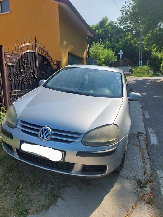 Volkswagen golf 5 2005, 1.6 benzina 255.000km. Negociabil.