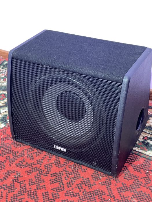 Edifier 1200W  Max