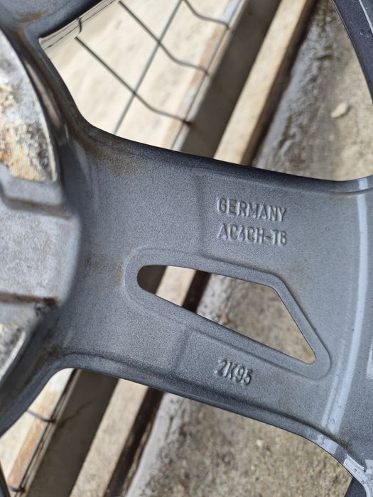 Джанти Nissan 18 цола , 5х114,3 , 7j ,et47 , 215/55/18 Renault  Dacia