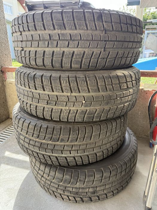 Cauciucuri 215 70 R15 C