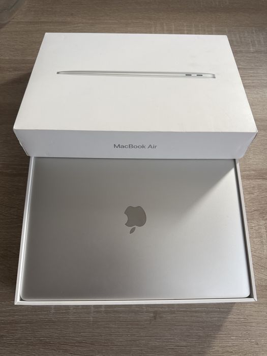 MacBook Air Retina, 13-inch, 2018