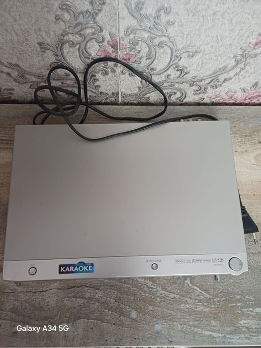 Продаётся DVD караоке LG