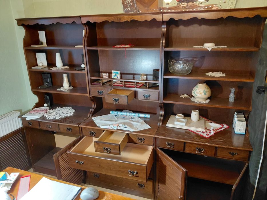 mobila biblioteca veche