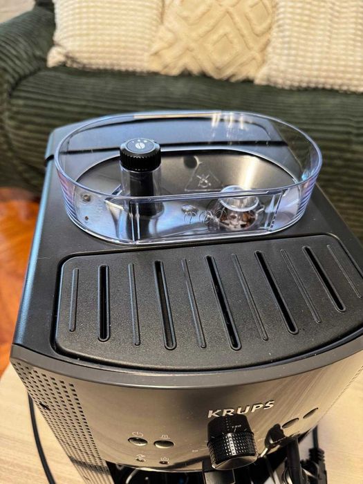 KRUPS espressor automat - putin utilizat