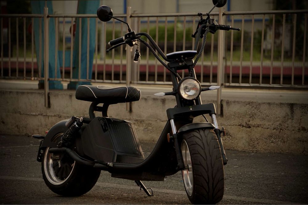 Moped luqi 3.0 limitat