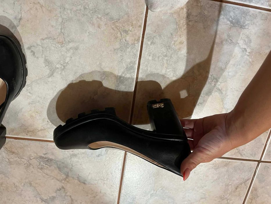 дамски обувки на ток