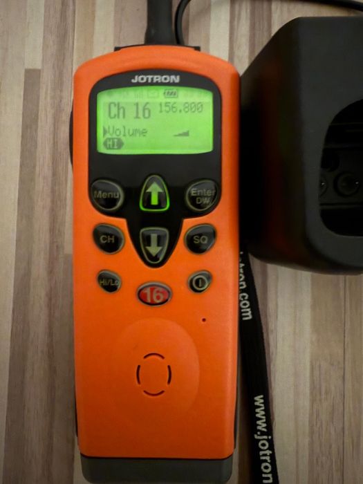 Statie Radio  VHF Maritim  Jotron Tron Tr 20!