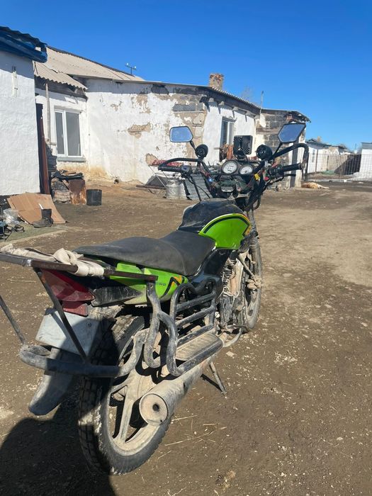 Мотоцикл 150 куб