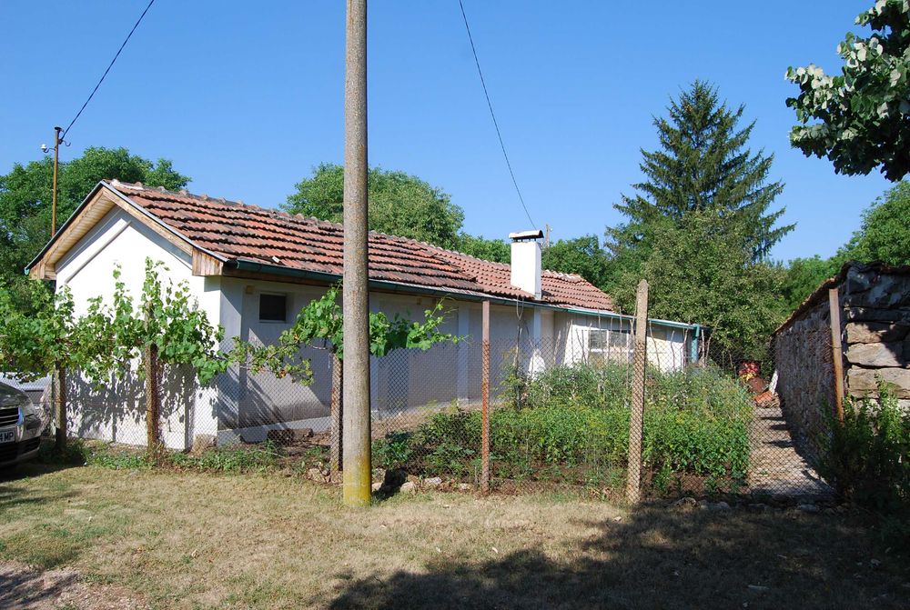 КЪЩА, с. Беренде, област София