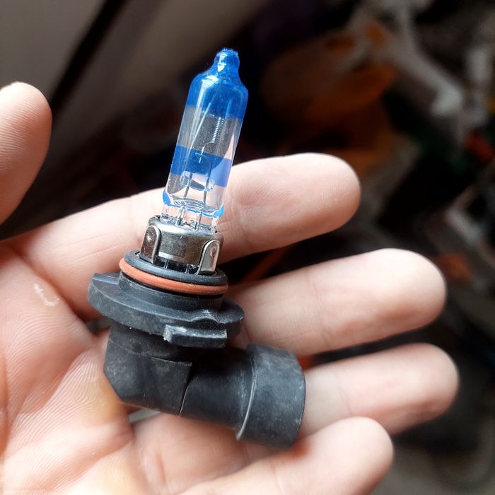 Фара тойота ландкрузер бу