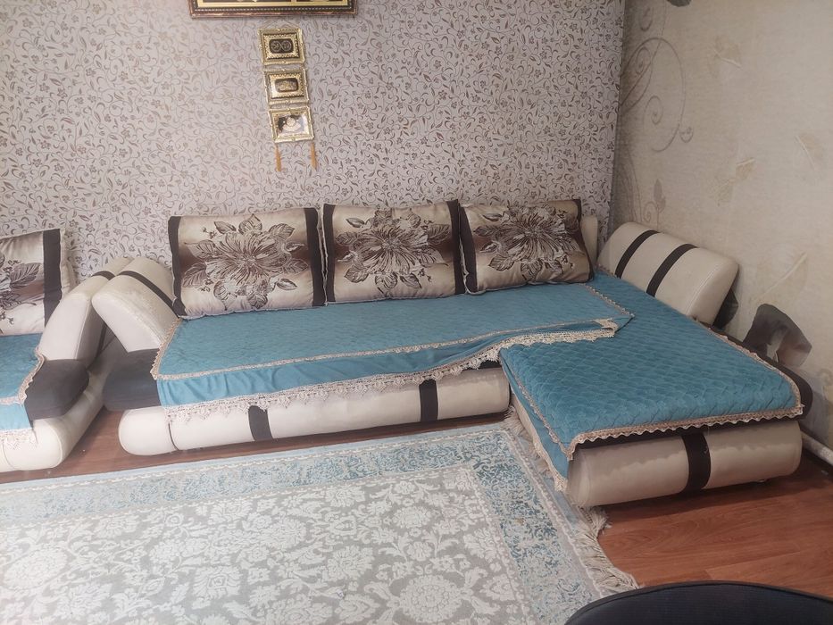 Диван и кресло буу