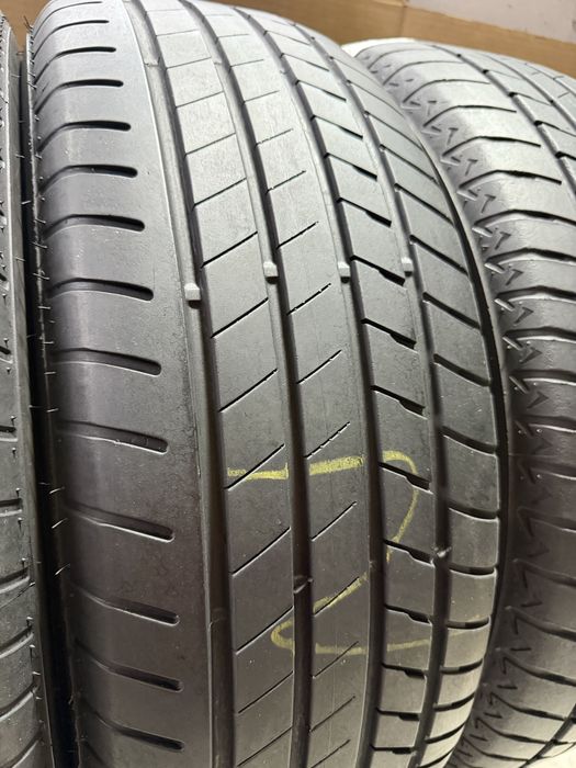 Anvelope 225 60 18