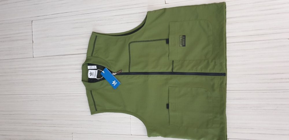 Adidas Originals Vest Mens Size M НОВО! ОРИГИНАЛ! МЪЖКИ Елек!
