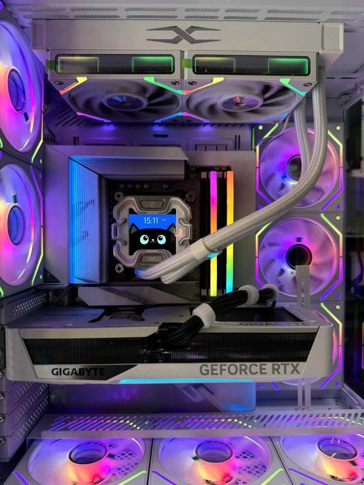 PC Ryzen™ 7 9800X3D/B650E Stealth/RTX 5070/32GB/750W Gold/Garantie/TVA