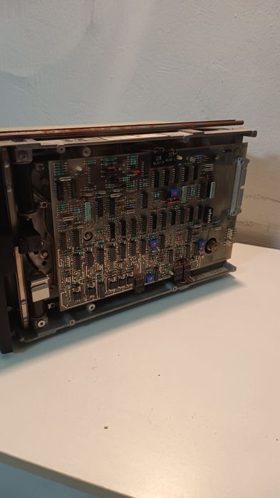 Продавам 8 inch floppy disk drive / 8 инчови флопи дискови устройства
