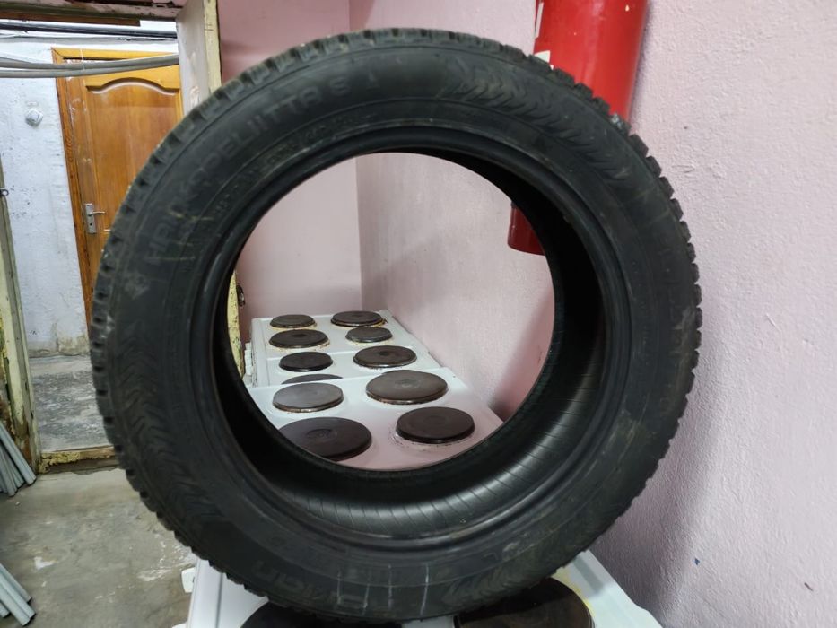 Шины зимние.