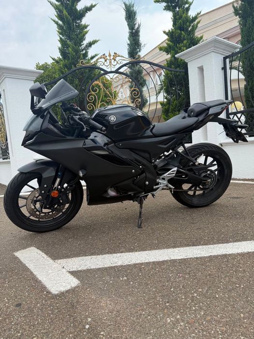 Yamaha yzf r125 (nu ktm cbr aprilia)