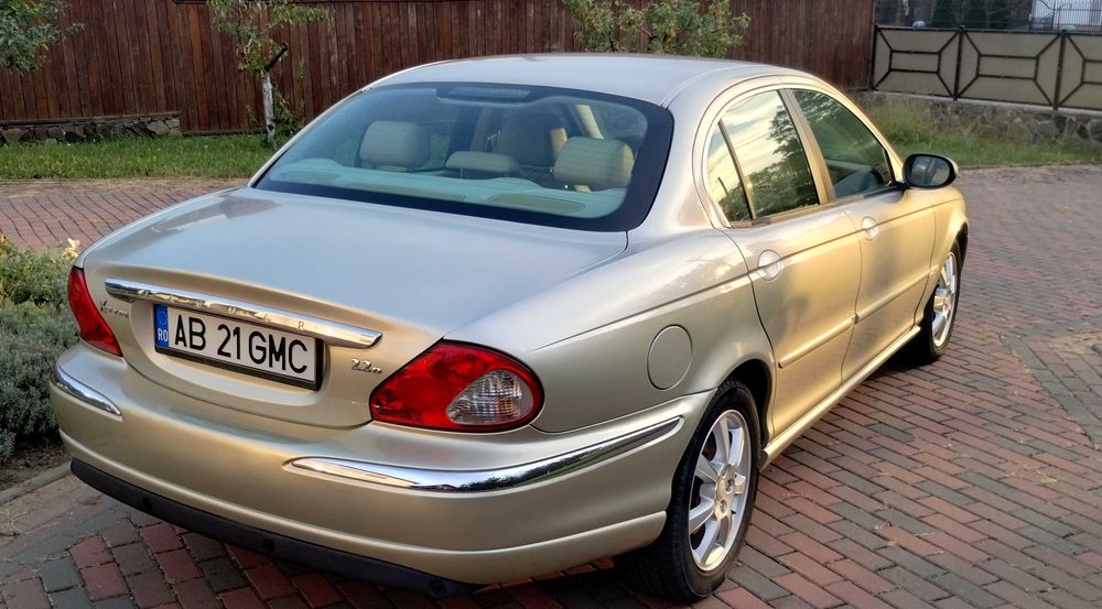 Jaguar X-Type 2.2D