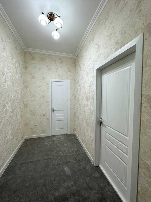 Яшнабад ЖК Азия Хаус продается квартира с мебелью  1/5/8  42м2