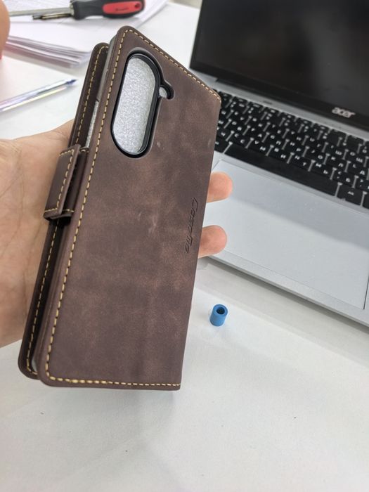 Продам чехол на Samsung Z Fold 6