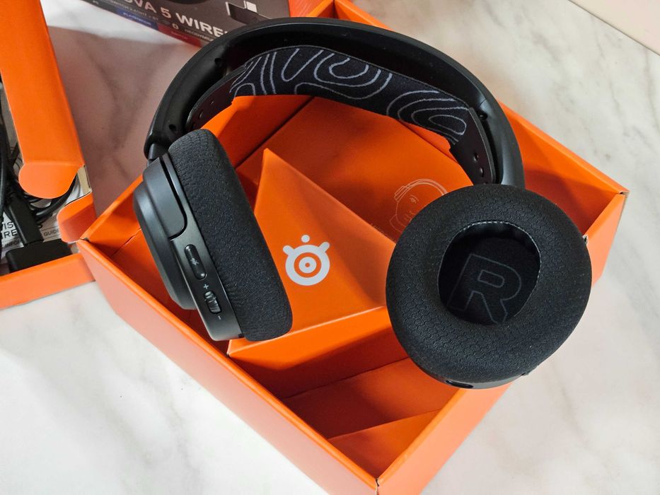 SteelSeries Arctis Nova 5 Wireless – комфортни безжични слушалки