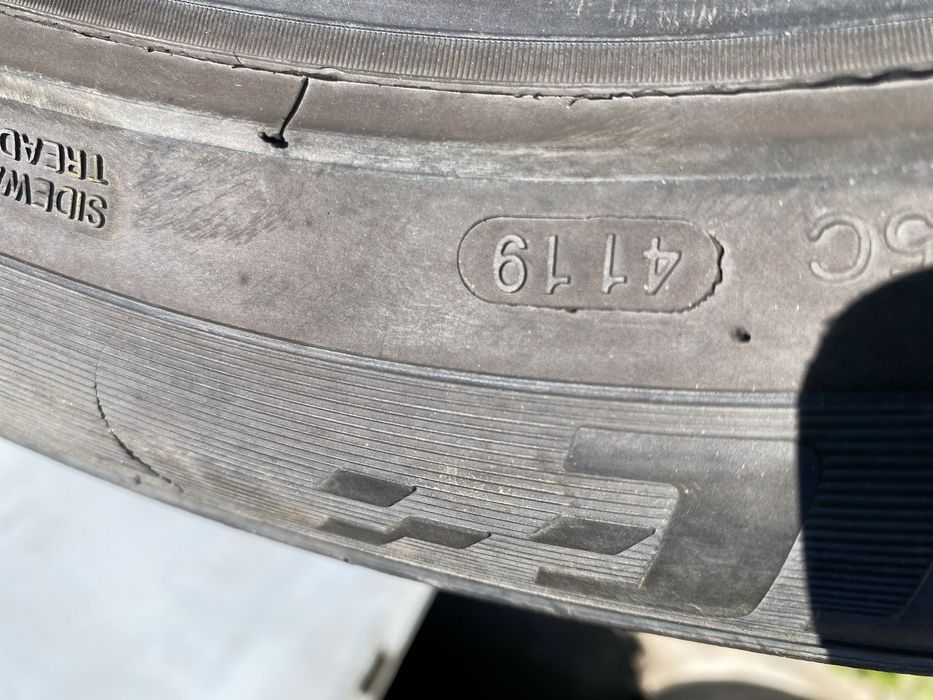 Шины 215/55/17 пара бу