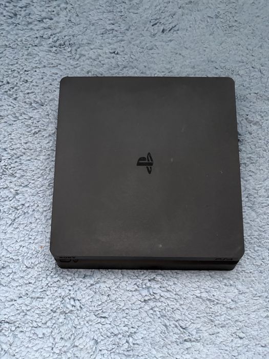 Ps4/Playstation 4 slim