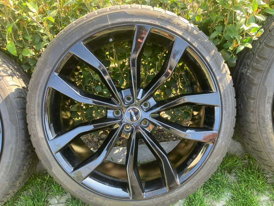 Джанти AUTEC Uteca с гуми 265 35 R22