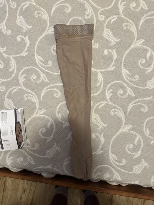 Ciorapi compresivi noi medicali