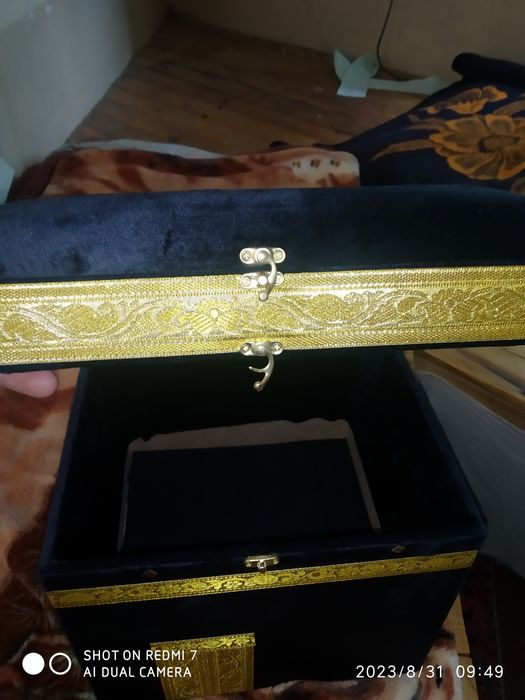 Шкатулка новая не разу не была в использовании