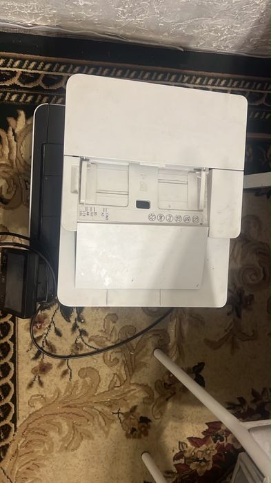 Принтер / МФУ Canon i- SENSYS MF643CDW