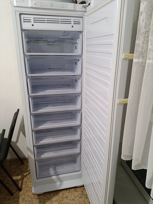 Холодильник/ морозильная камера 20000 тг