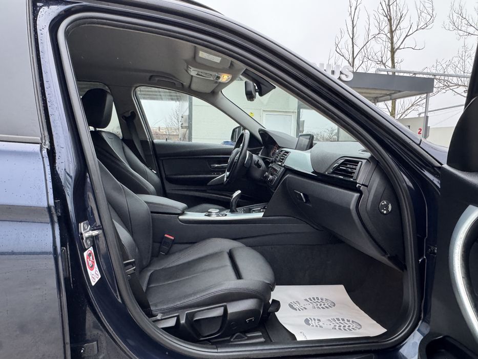 Bmw 2015 Automat/xenon/distron/navi mare/scaune sport inc/rate/garanti