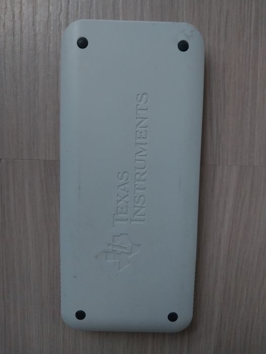 Графический калькулятор TI-84 plus CE
