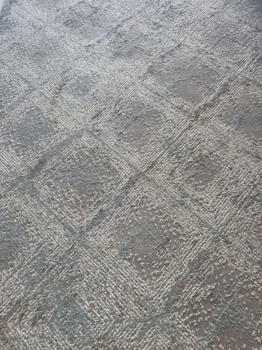 Продам ковры и дорожку