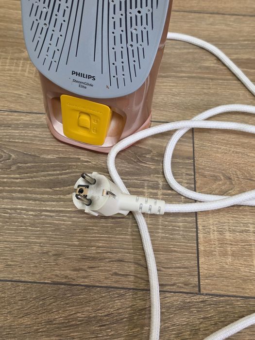 Ютия Philips Azur GC4905 3000W / Плоча SteamGlide Elite