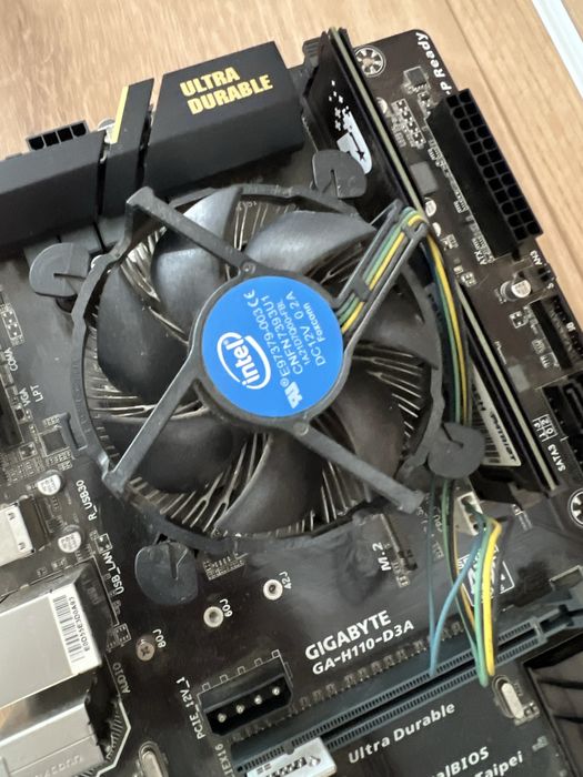 Placă de bază Gigabyte GA-H110-D3A *procesor si cooler stock Intel