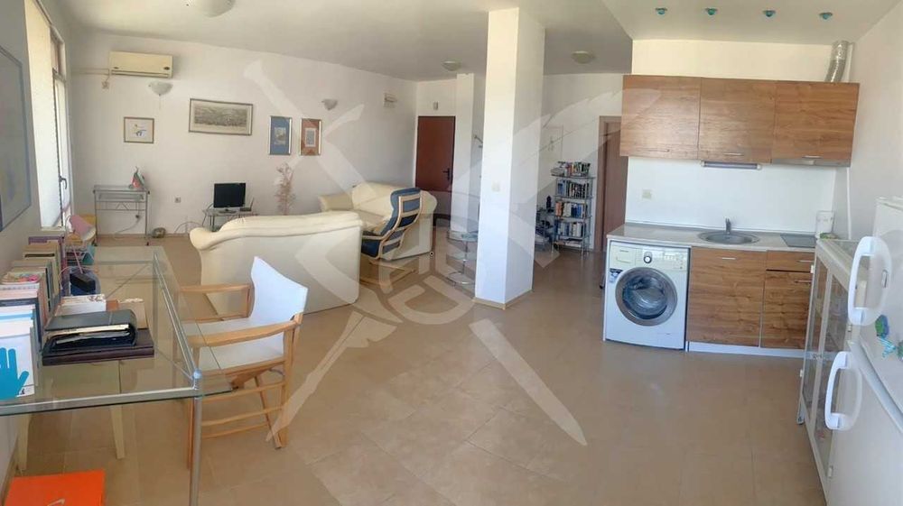 Продава се Тристаен апартамент в Приморско - 101 кв.м за 862 €/кв.м - Снимка #4