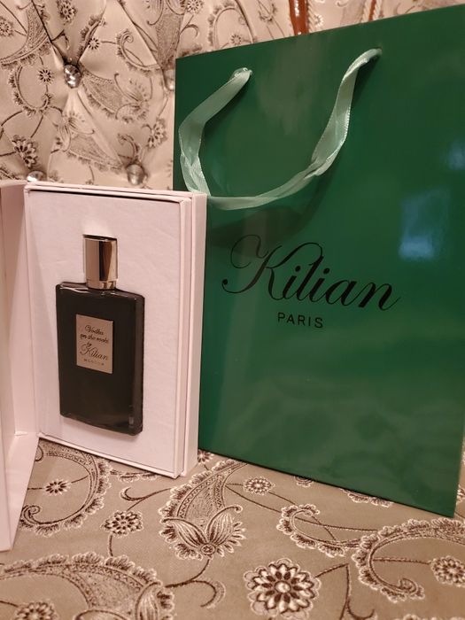 Оригинални маргови парфюми на половин цена с лек дефект