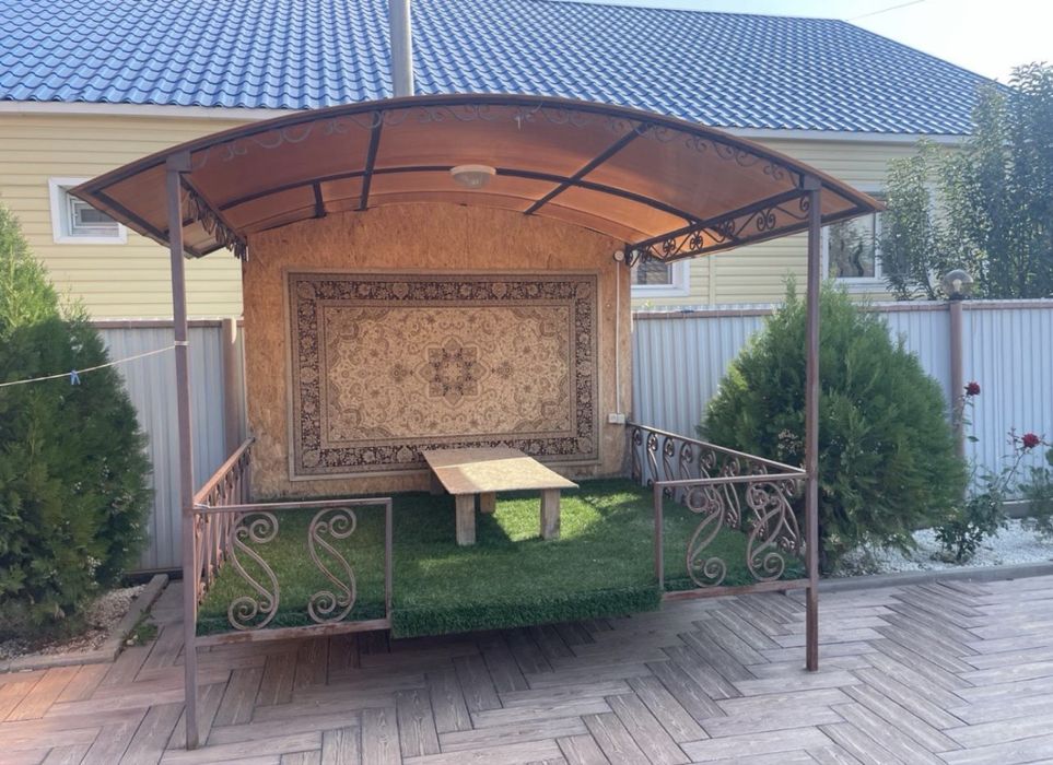 Бесетка.        .