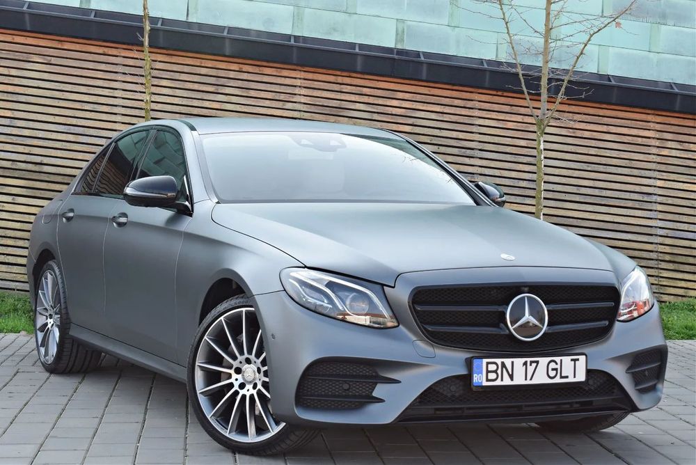 Mercedes-Benz E Mercedes-Benz E220 AMG-Line