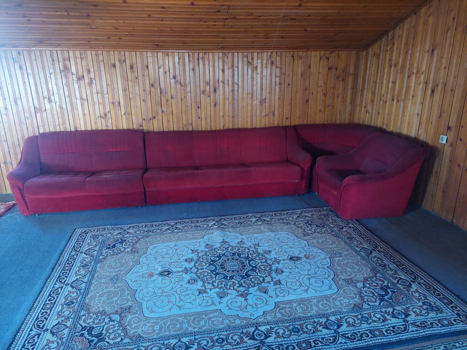 // DE VÂNZARE  //2  Canapele   extensibile //  Rm Sărat / Bz