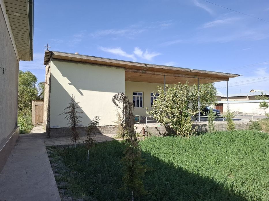 Бино сотилади ало даражада курилган