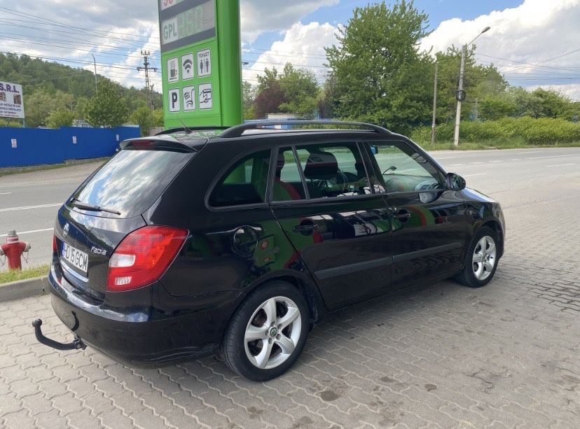 Skoda Fabia 1.2 sau VARIANTE ATV/Jeep