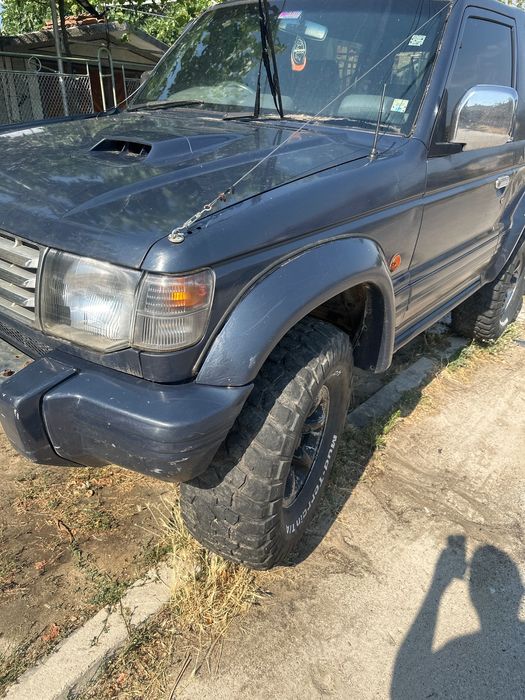 Продава се на части