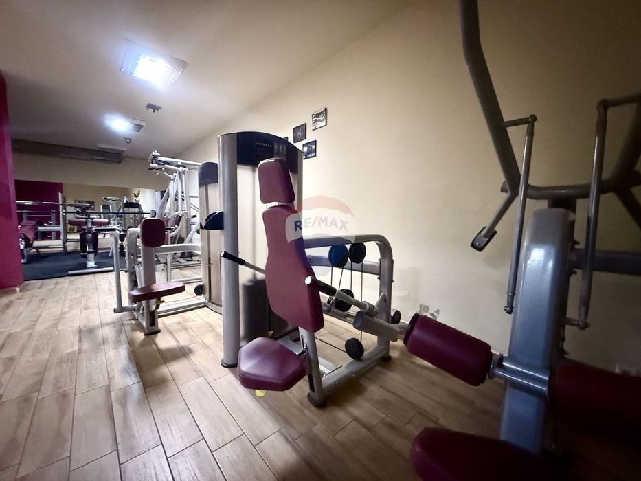 Функционално помещение на ТОП локация за продажба, Център, гр. Варна,