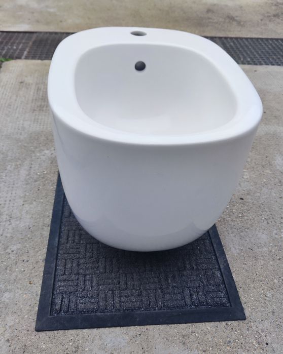 Bideu suspendat Geberit Kera Tect