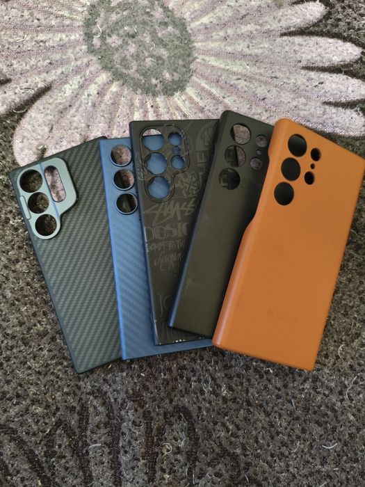 Продам чехлы на смартфон.